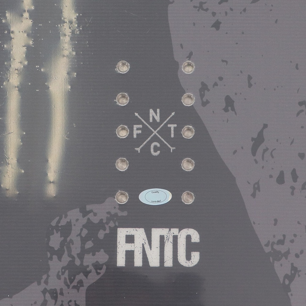 エフエヌティシー（FNTC）（メンズ）スノーボード 板 POWERFUL GROUND TRICK FREESTYLE 24SoT グラトリ ハイブリッドキャンバー