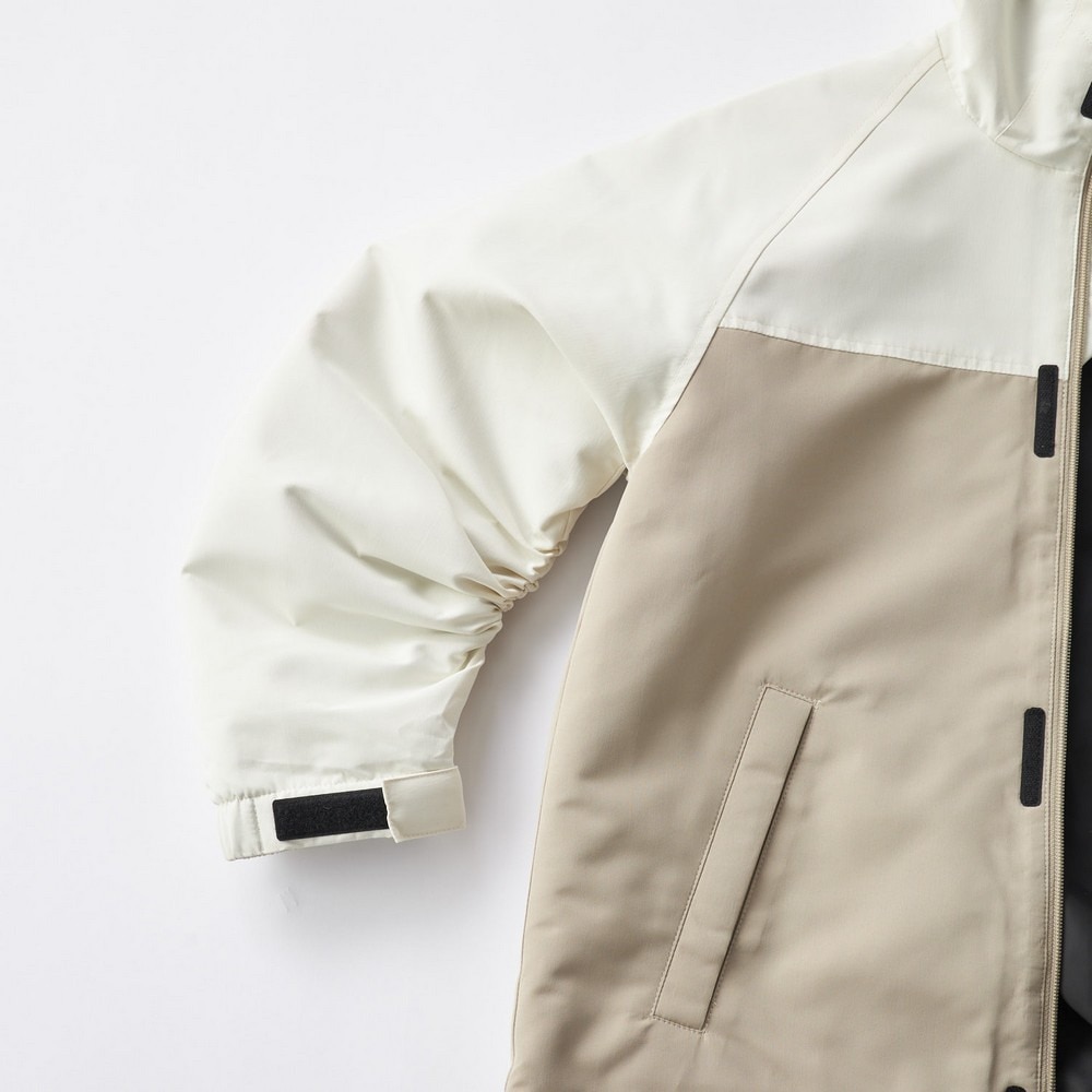 フィラ（FILA）（キッズ）ジュニア 切替スノーウェア 上下セット 145721-WT