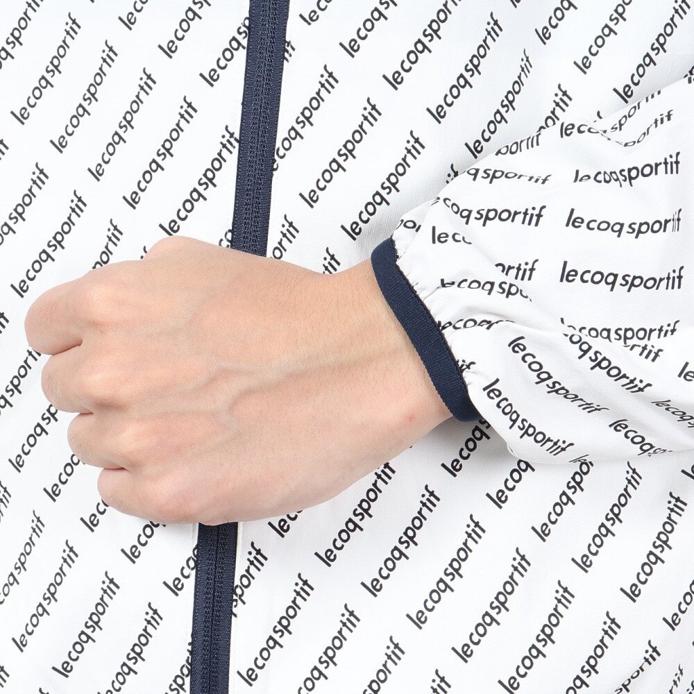 ルコックスポルティフ（lecoqsportif）（メンズ）ゴルフウェア アウター 撥水 防風 フード付き ウインドブレーカー QGMWJK01 WH00
