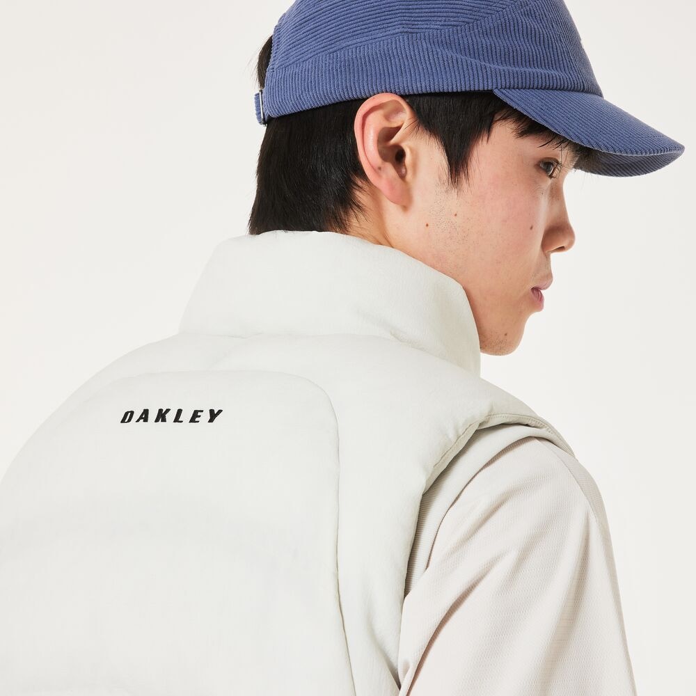 オークリー(OAKLEY)ゴルフウェア 防寒 FORCEFUL PADDED ベスト FOA408237-68S(Men’s) オークリー（OAKLEY）（メンズ）ゴルフウェア 防寒 FORCEFUL PADDED
