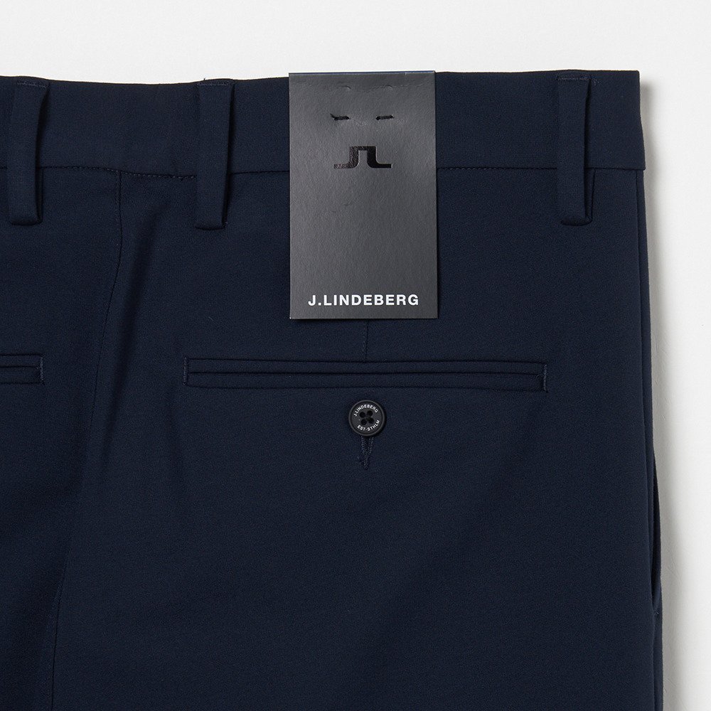 【新品】J.LINDBERG ゴルフパンツ ネイビー サイズ34 50%OFF J.LINDEBERG ゴルフパンツ ネイビー 34/30 - メルカリ
