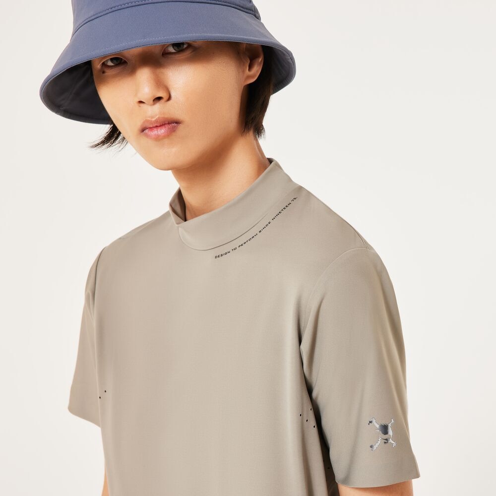 オークリー（OAKLEY）（メンズ）ゴルフウェア 吸汗速乾 接触冷感 SKULL SYNCHRONISM モックネック半袖シャツ FOA407671-7C9