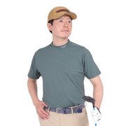 カーキ