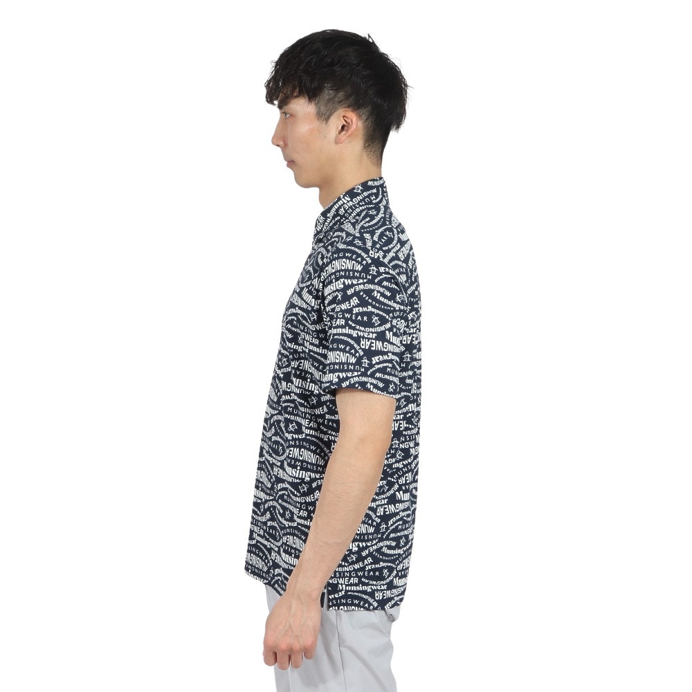 マンシングウエア（MUNSING WEAR）（メンズ）ゴルフウェア 吸汗速乾 遮熱 サンスクリーン マルチロゴ総柄プリント 半袖ポロシャツ MG5SHS84M NV00