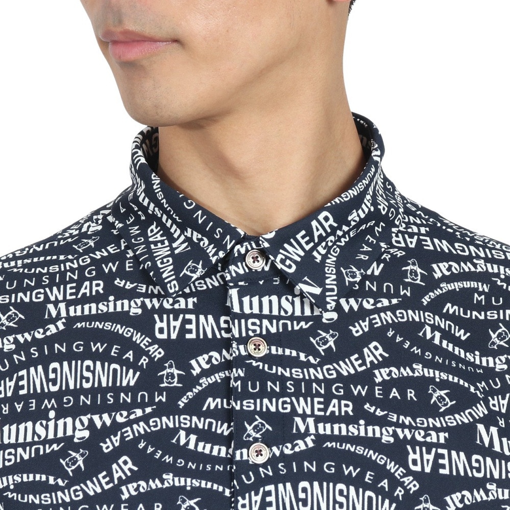 マンシングウエア（MUNSING WEAR）（メンズ）ゴルフウェア 吸汗速乾 遮熱 サンスクリーン マルチロゴ総柄プリント 半袖ポロシャツ MG5SHS84M NV00