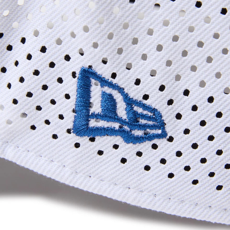 ニューエラ（NEW ERA）（メンズ、レディース）ゴルフ 帽子 9FORTY A-Frame クラシックロゴ レーザーパフォーテッド ホワイト 14669130