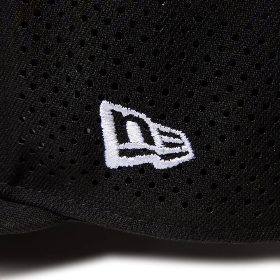 ニューエラ（NEW ERA）（メンズ、レディース）ゴルフ 帽子 9FIFTY NEW ERA レーザーパフォーテッド ブラック 14669065
