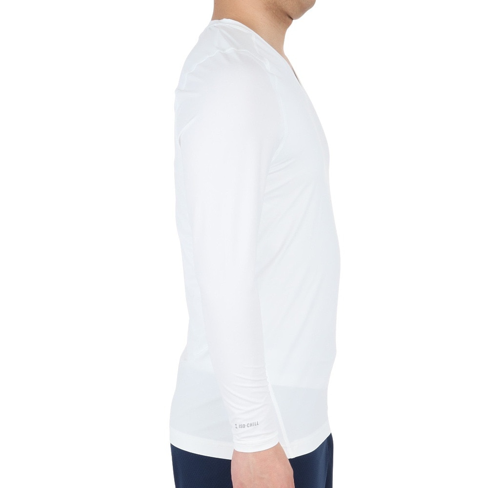 アンダーアーマー（UNDER ARMOUR）（メンズ）ゴルフウェア インナー アイソチル フィッティド Vネック 長袖アンダーシャツ 1364334 WHT/WHT/BLKgO