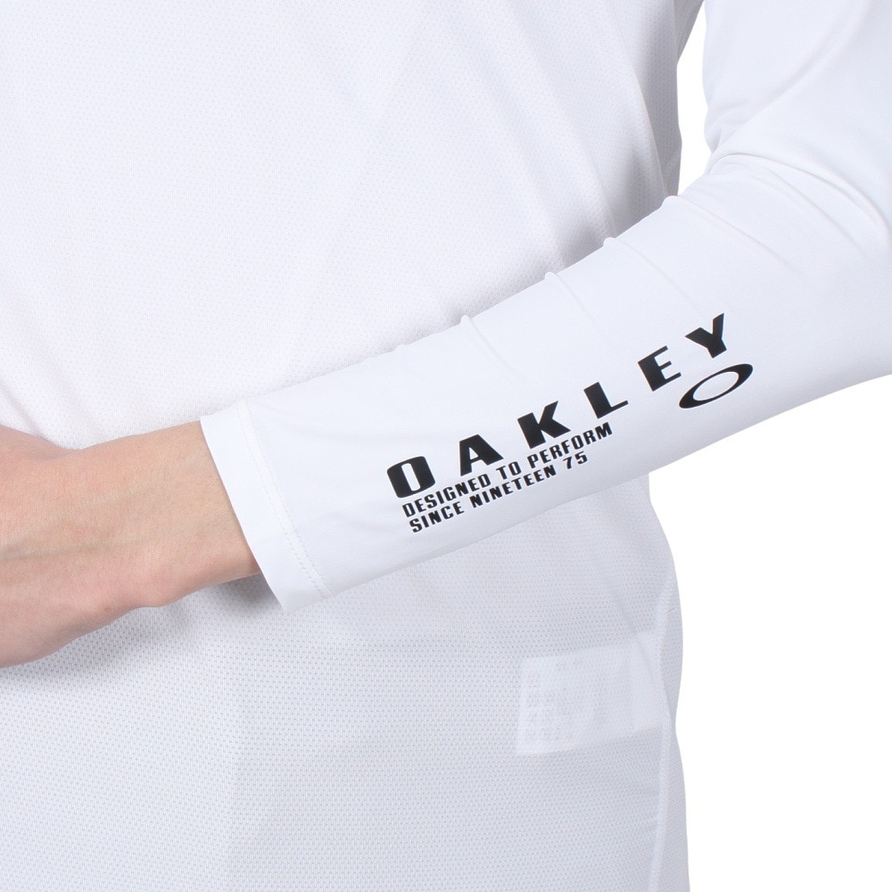 オークリー（OAKLEY）（メンズ）ゴルフウェア インナー 長袖 吸水速乾 接触冷感 ベースレイヤー Vネックベースレイヤー 5.0 FOA407738-100