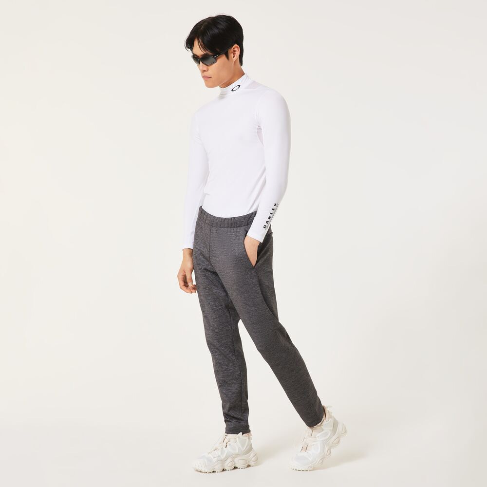 オークリー（OAKLEY）（メンズ）ゴルフウェア 吸汗速乾 保温 長袖 モックネックインナーTechnical Base Layer FOA408268-100