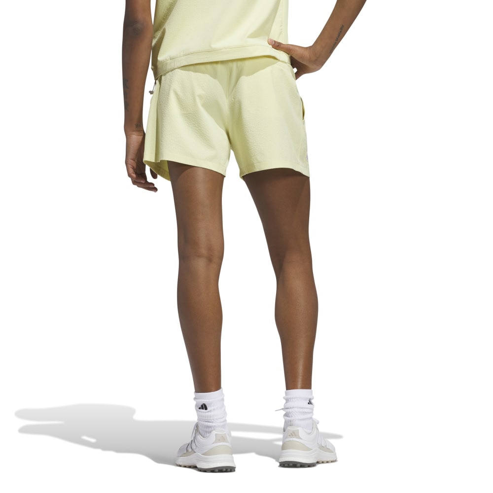 アディダス（adidas）（レディース）ゴルフウェア ビヨンド ザ コース 撥水プリーツ ショートパンツ KWH88-JI6309YEL
