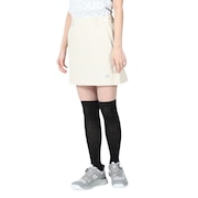 ベージュ