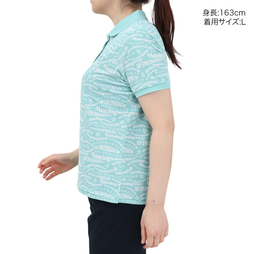 マンシングウエア（MUNSING WEAR）（レディース）ゴルフウェア 吸汗速乾 遮熱 サンスクリーン マルチロゴ 総柄プリント 半袖ポロシャツ MG5SHS84L EM00