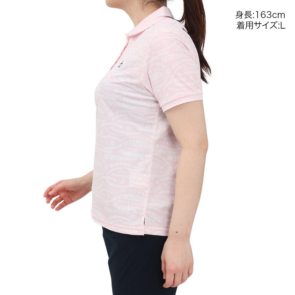 マンシングウエア（MUNSING WEAR）（レディース）ゴルフウェア 吸汗速乾 遮熱 サンスクリーン マルチロゴ 総柄プリント 半袖ポロシャツ MG5SHS84L PK00