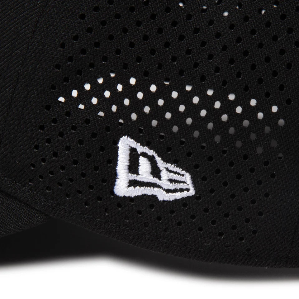 ニューエラ（NEW ERA）（レディース）9TWENTY ロングバイザー Laser Perforated ミニ ボックス キャップ 14391250