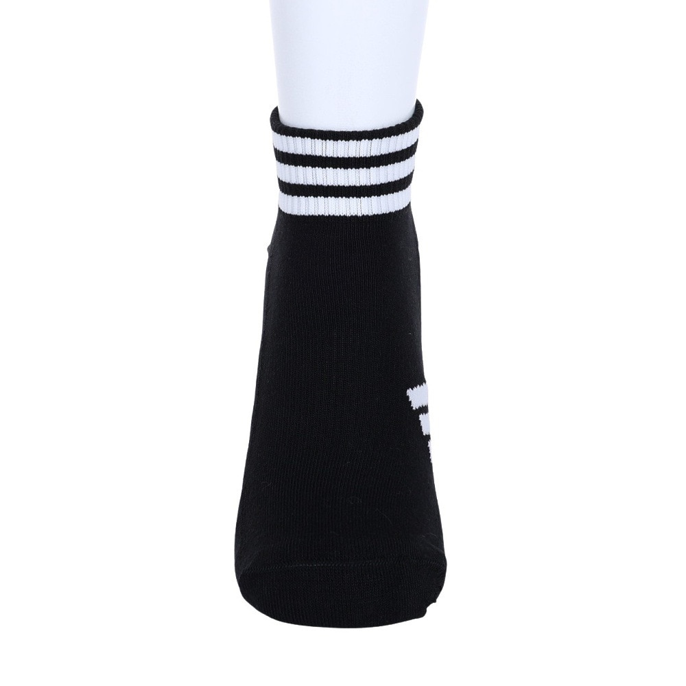 アディダス（adidas）（メンズ、レディース）ゴルフ アンクル丈 スリーストライプス クッションソックス MGR64-HT5778 BK/WH