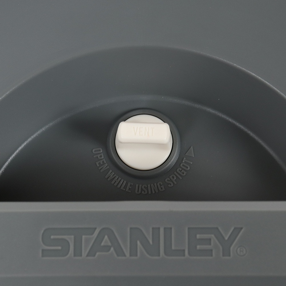 スタンレー（STANLEY） ウォータージャグ 7.5L 10-01938-082 ホワイト
