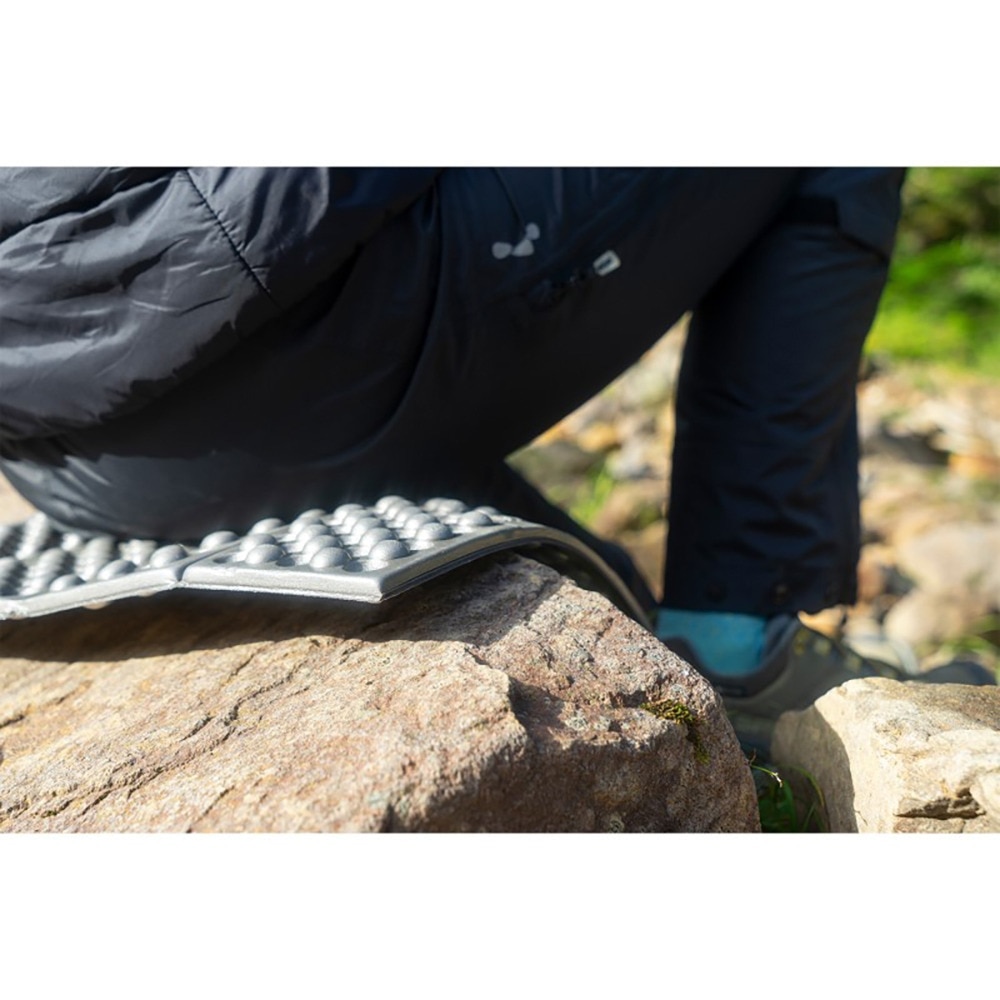 エバニューCAMP（EVERNEWCAMP） マット 深山座布団 EBA560 コンパクト アウトドア キャンプ 登山