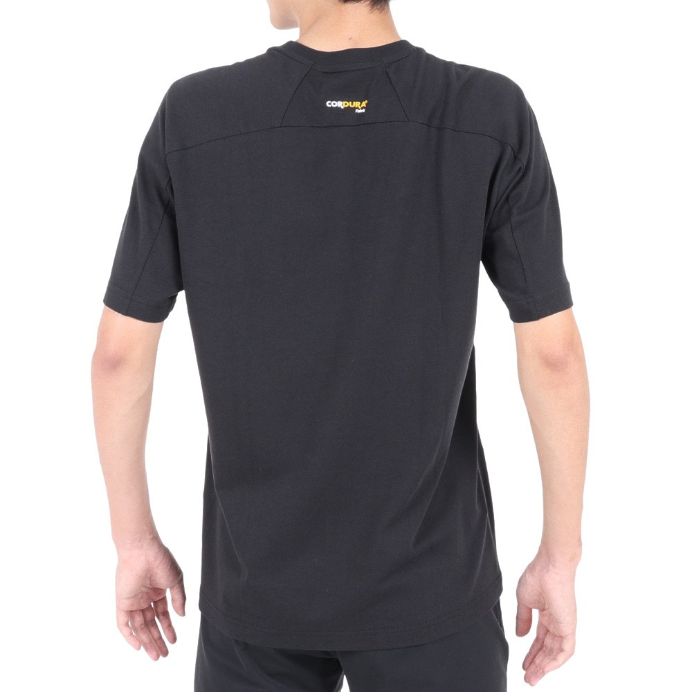 アディダス（adidas）（メンズ）CAMPYX 半袖Tシャツ BVZ67-IC1961 ブラック
