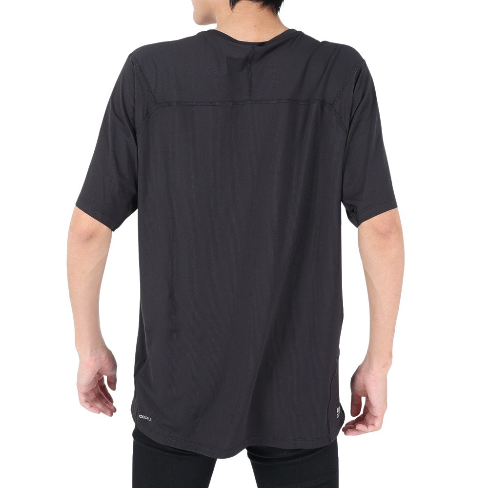 プーマ（PUMA）（メンズ）接触冷感 軽量 半袖Tシャツ COOLCELL トレイルランニング 半袖Tシャツ 52325601 ブラック