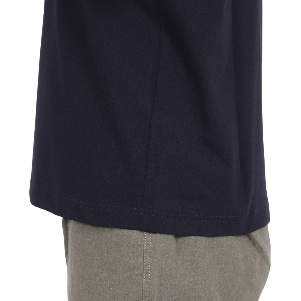 ジャックウルフスキン（JackWolfskin）（メンズ）半袖シャツ サンシェルター ベースTシャツ 5030762-6000