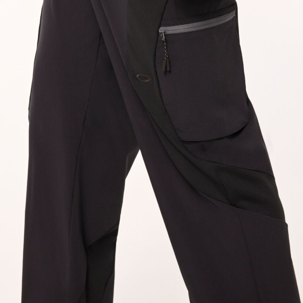 オークリー（OAKLEY）（メンズ）パンツ ボトムス LATITUDE ARC PANT FOA405425-02E ブラック 4WAYストレッチ アクティブウェア