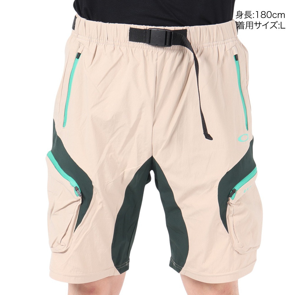 オークリー（OAKLEY）（メンズ）ショートパンツ ハーフパンツ Latitude Cargo Short ラチチュード FOA404285-31R ベージュ USサイズ 撥水
