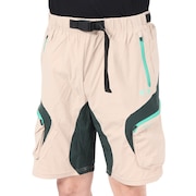 オークリー（OAKLEY）（メンズ）ショートパンツ ハーフパンツ Latitude Cargo Short FOA404285-31R ベージュ