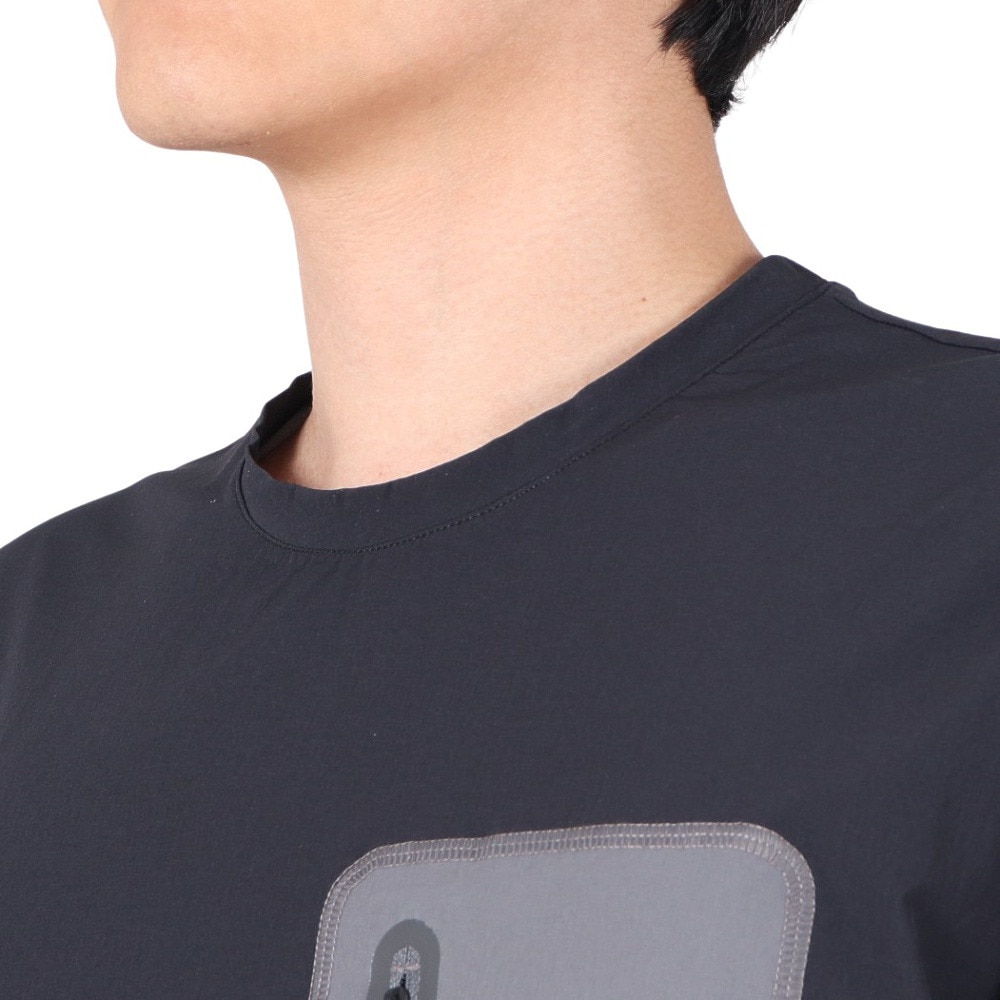 オークリー（OAKLEY）（メンズ）防水 4Way ストレッチ 半袖Tシャツ ラチチュード ユーティリティ Multi-Pocket FOA404781-02E ブラック