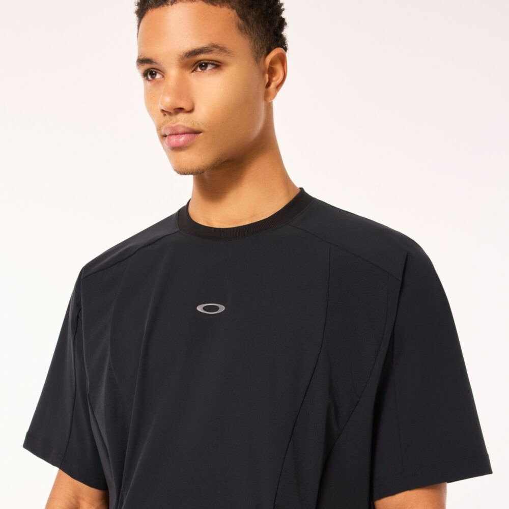 オークリー（OAKLEY）（メンズ）人気商品 USサイズ マルチポケット 半袖 Tシャツ カットソー ラチチュード LATITUDE ARC FOA405422