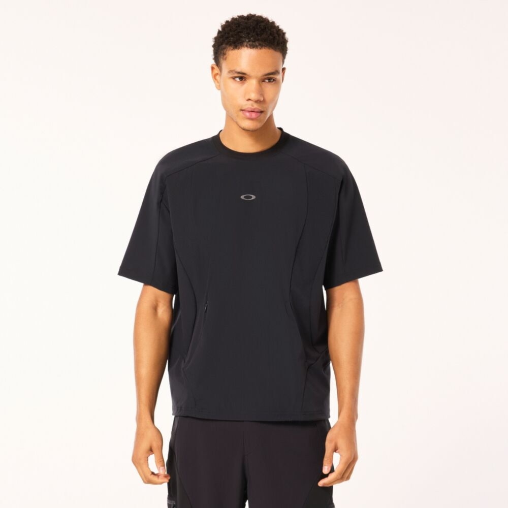 オークリー（OAKLEY）（メンズ）LATITUDE ARC 半袖Tシャツ カットソー FOA405422-02E ブラック