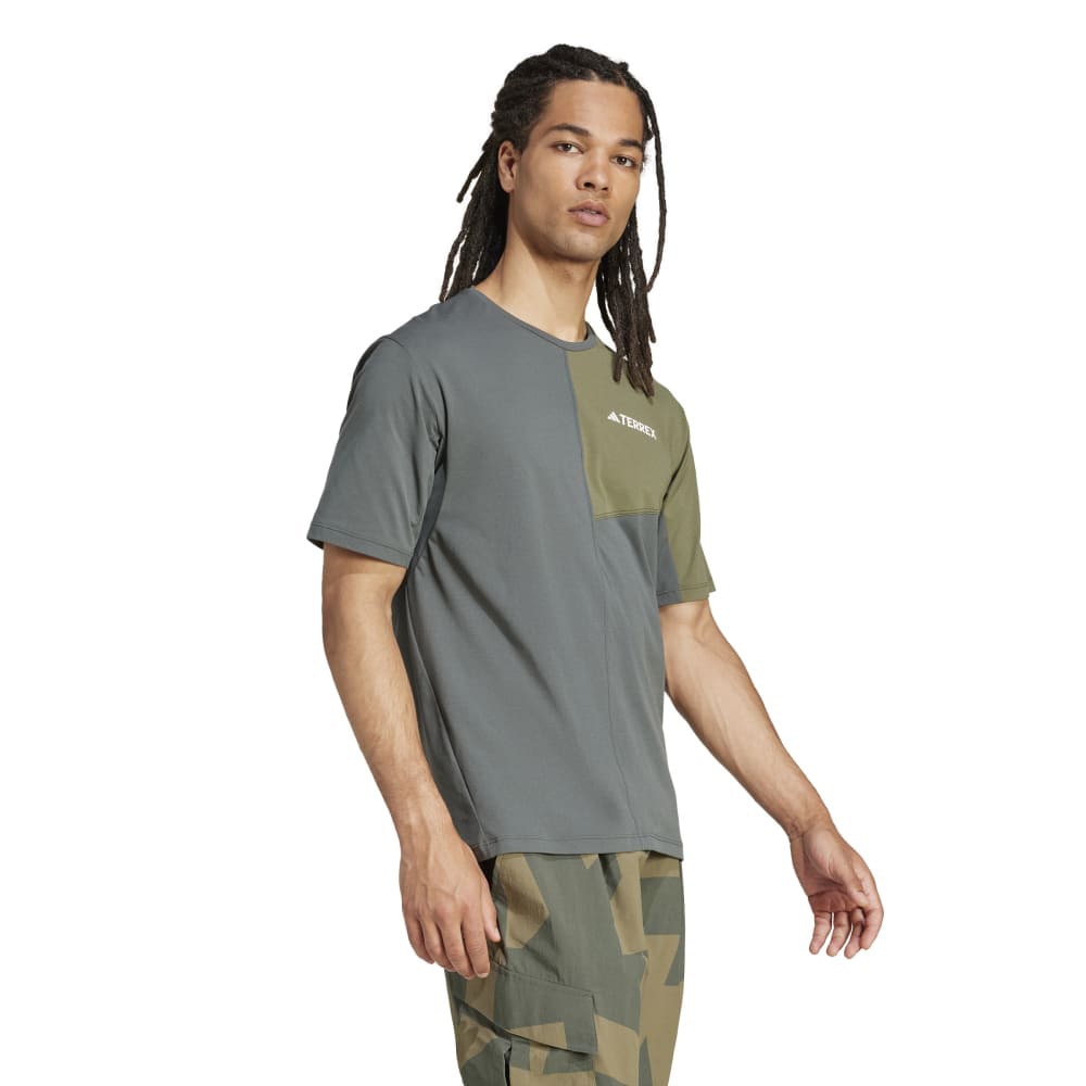 アディダス（adidas）（メンズ）テレックス マルチ クライマクール半袖Tシャツ KUG74-JE0395