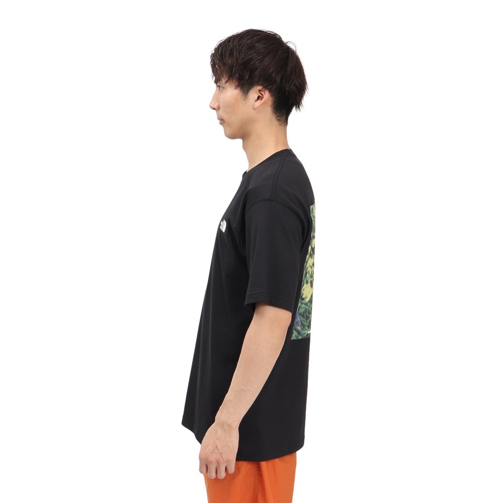 ザ・ノース・フェイス（THE NORTH FACE）（メンズ、レディース）ショートスリーブフラッシュドライピクセルプラントコットンティーシャツ NT32549 K