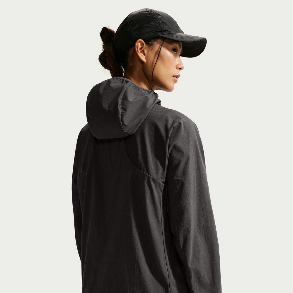 ナイキ（NIKE）（レディース）アウター UVプロテクション ジャケット 