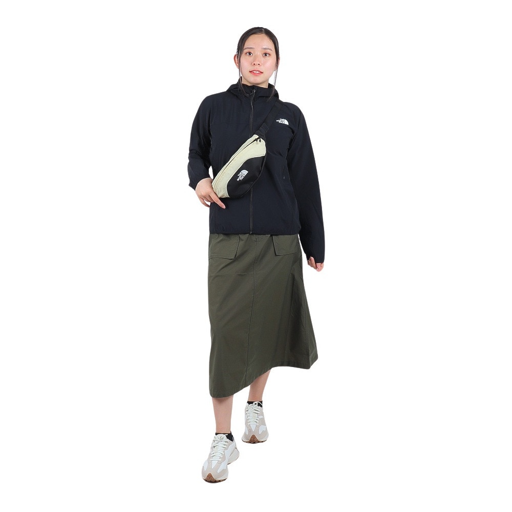 ザ・ノース・フェイス（THE NORTH FACE）（レディース）アウター ジャケット マウンテンソフトシェルフーディ NPW22401 K