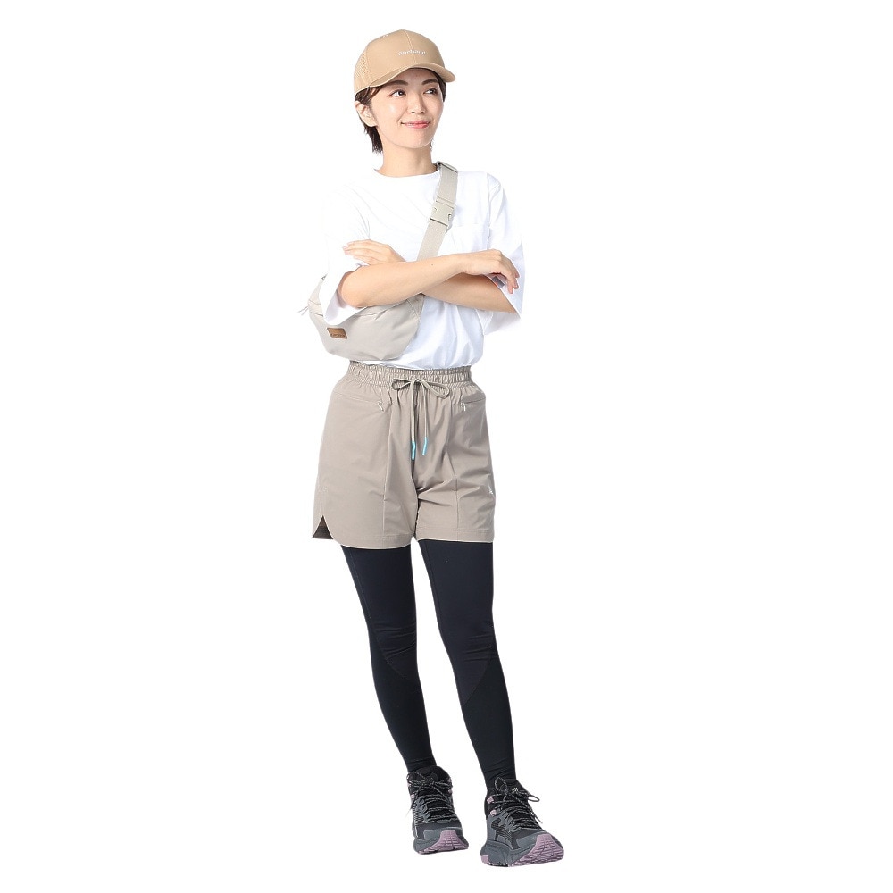 ロジャーエーガー（ROGEREGGER）（レディース）ショートパンツ ハイクショーツ RE23SVT5620030BEG ベージュ