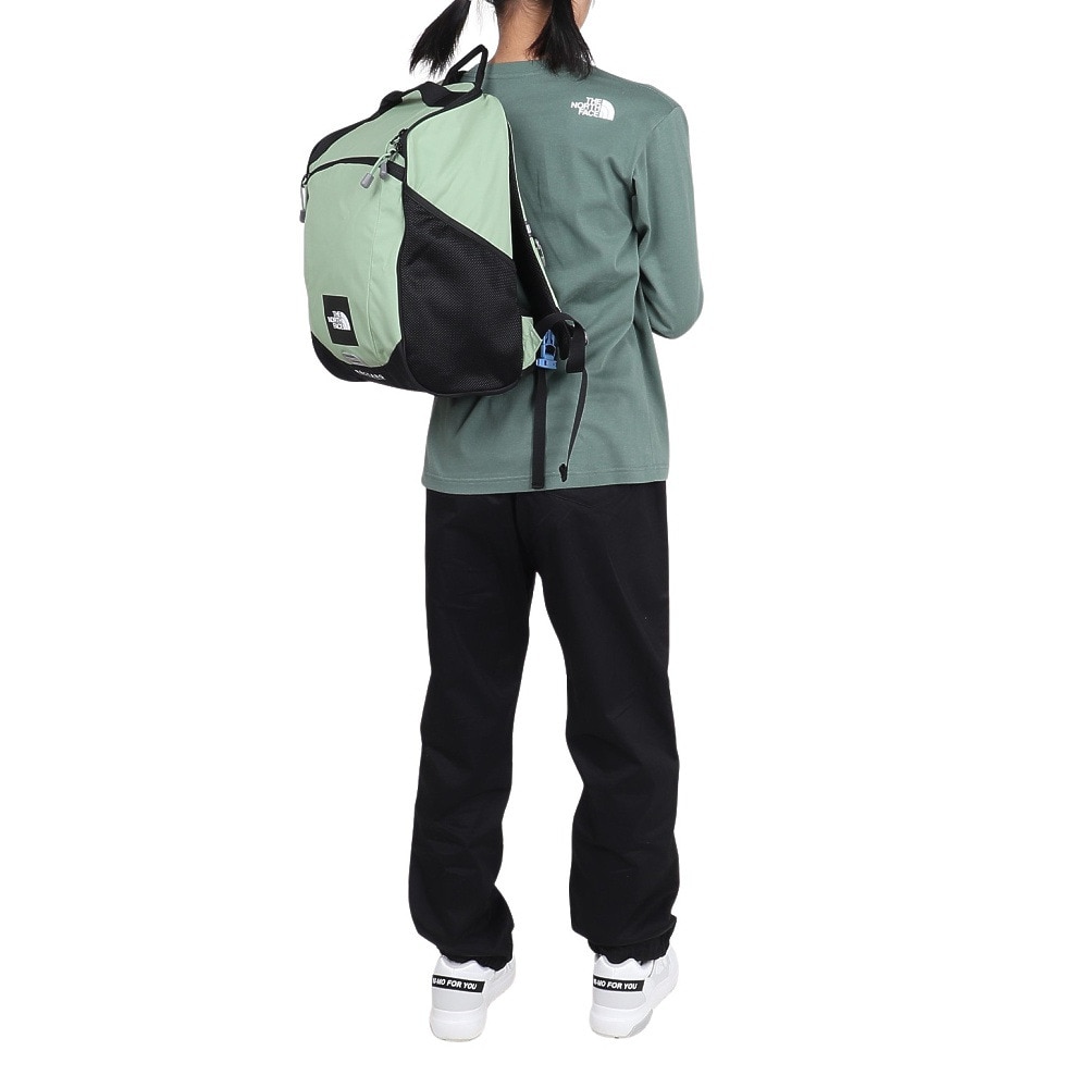 ザ・ノース・フェイス（THE NORTH FACE）（キッズ）ロングスリーブ スモールスクエアロゴ 長袖Tシャツ NTJ32357 DG