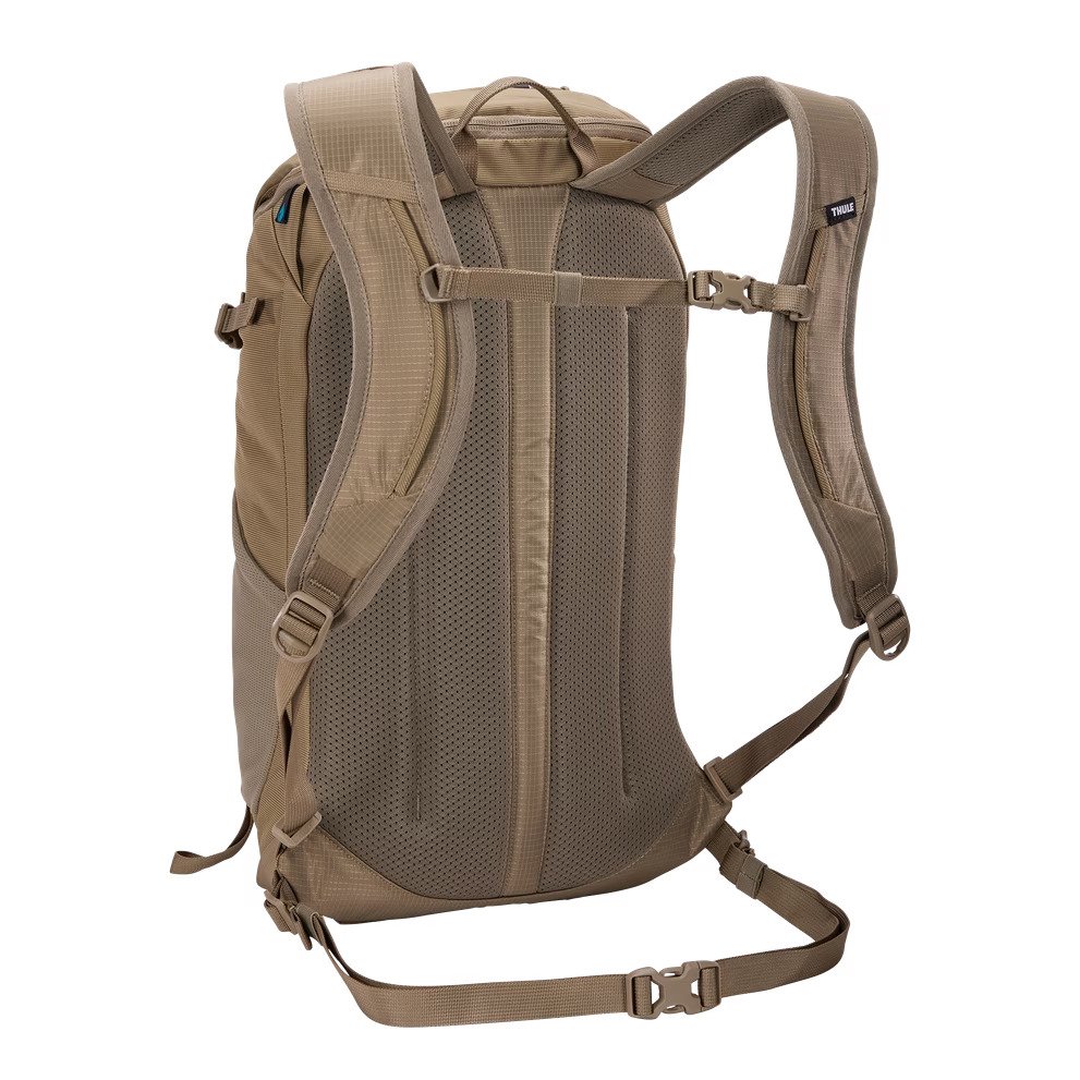 スーリー（THULE）（メンズ、レディース）バックパック リュック 登山 ハイキング Thule AllTrail 18L 3205087 Faded Khaki