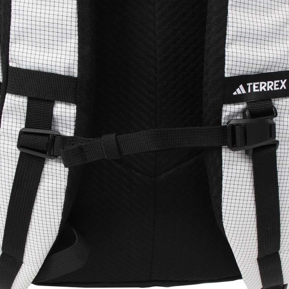 アディダス（adidas）（メンズ、レディース）バッグ リュック TRX MT デイパック KPI91-JD3430