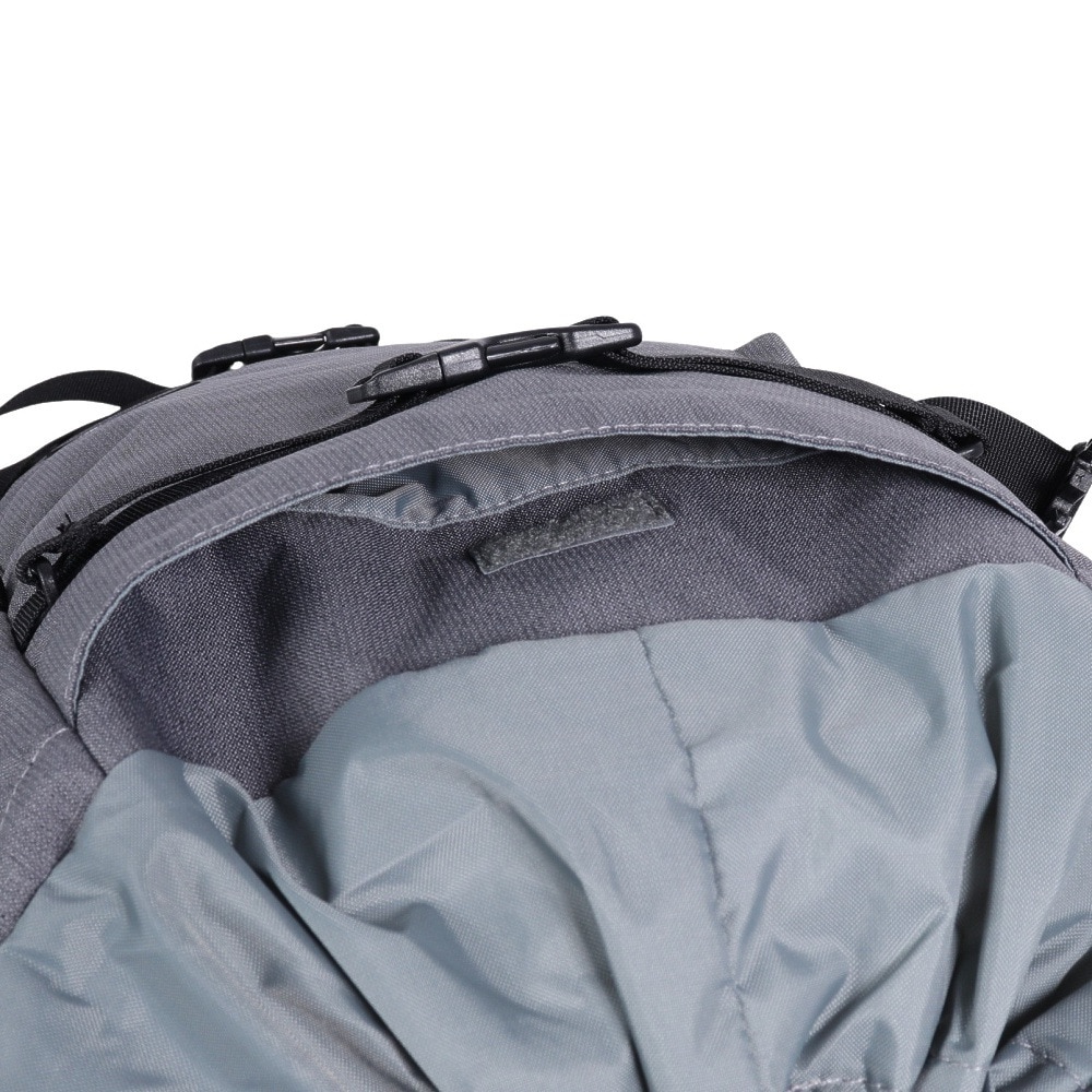 ザ・ノース・フェイス（THE NORTH FACE）（メンズ、レディース）リュック バッグ デイパック PRE-HAB プレハブ 28L NM72351X ZH グレー