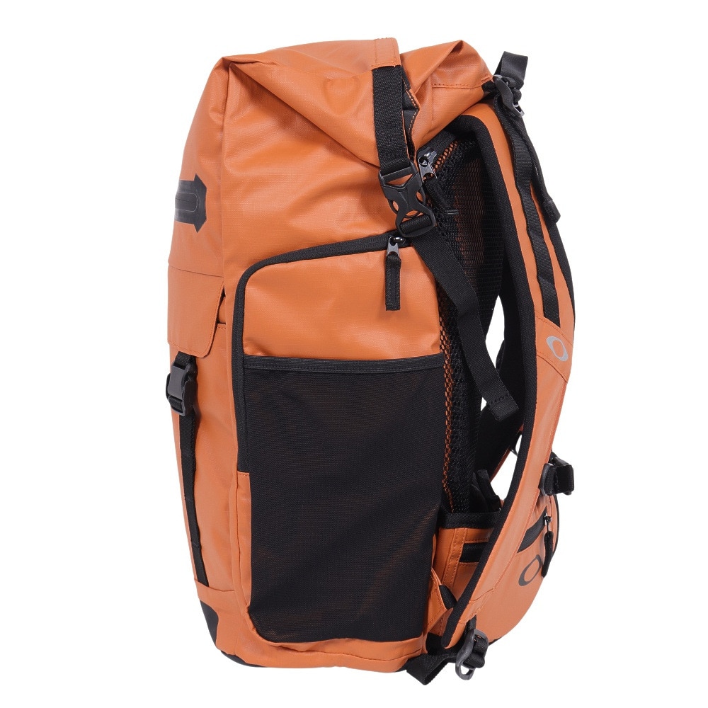オークリー（OAKLEY）（メンズ、レディース）バッグ リュック ROAD TRIP TERRAIN FOS901338-52C オレンジ 25L 耐久性 ビジネス