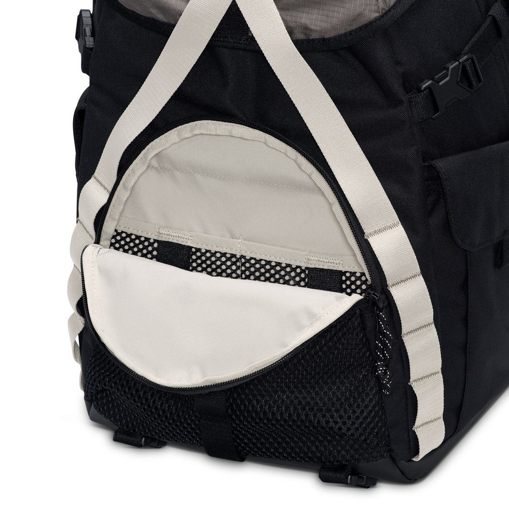 ナイキ（NIKE）（メンズ、レディース）バッグ リュック ACG デイ