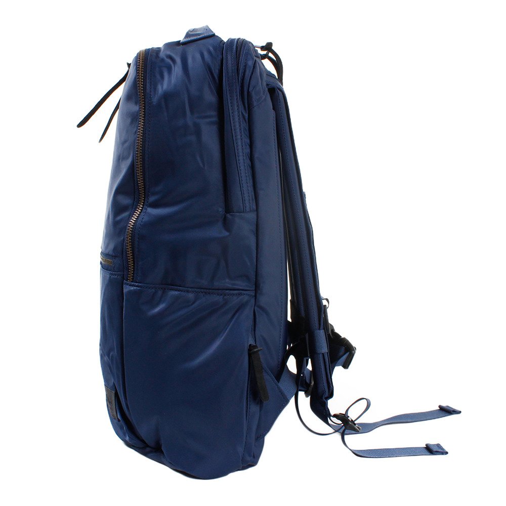 送料無料 対象外地域有 リュック デイパックアセンド アーバンデイ バックパック グレゴリー エルブレス