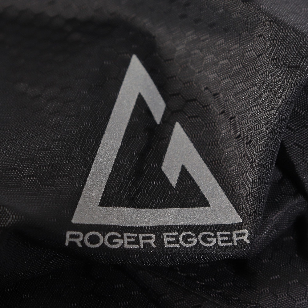 ロジャーエーガー（ROGEREGGER）（メンズ、レディース）リュック バックパック パッカブル クライマー 18L RE23SHY5650034 BLK ブラック 収納袋付 軽量