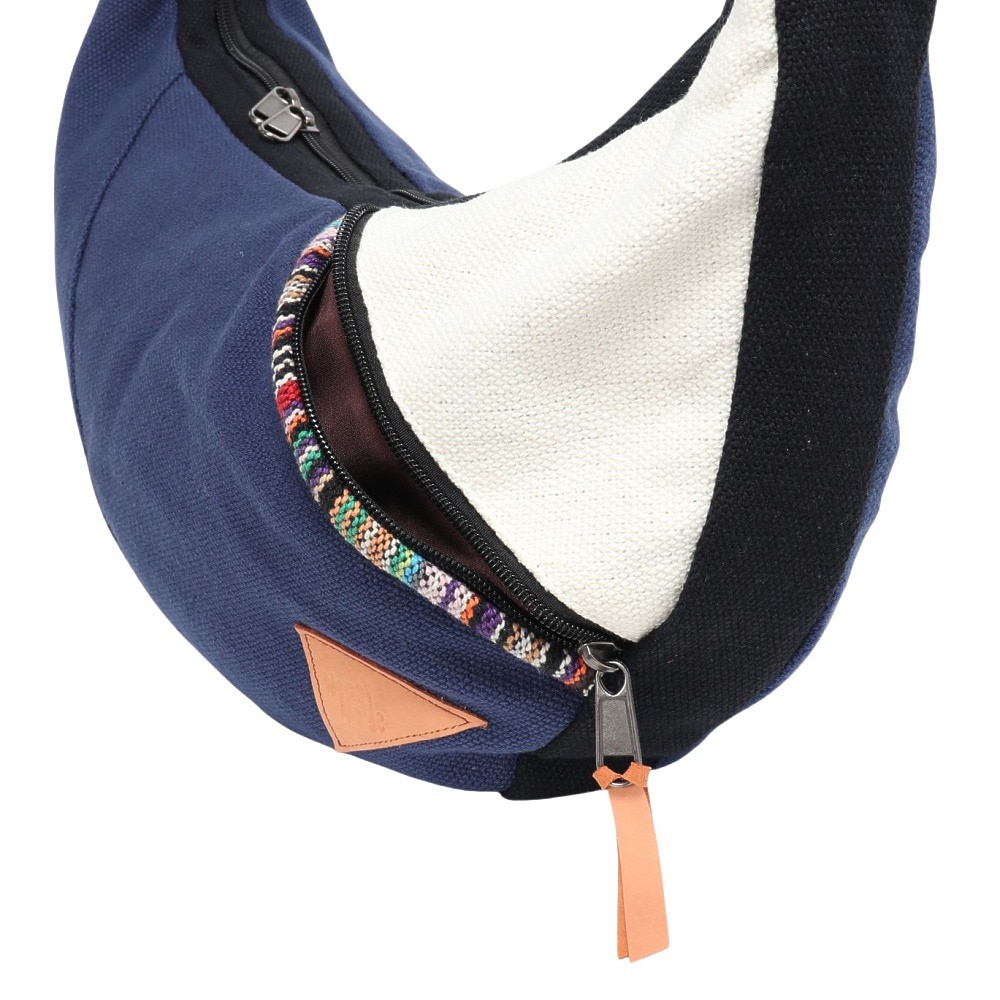 アミナ（amina）（メンズ、レディース）ヒマールクレセントショルダーバッグ NSSP6204 NAVY