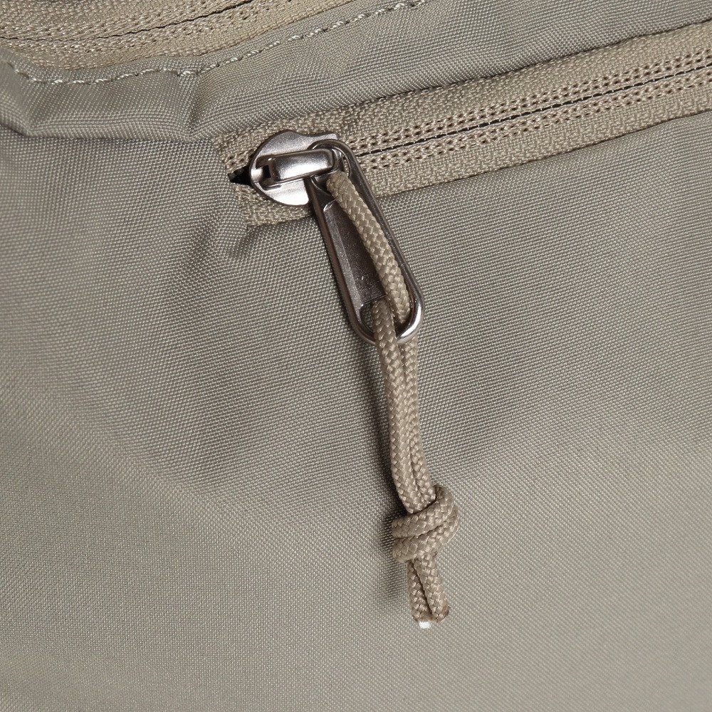 サニーサイドパーククレッセントショルダーバッグ PU7270 221 9