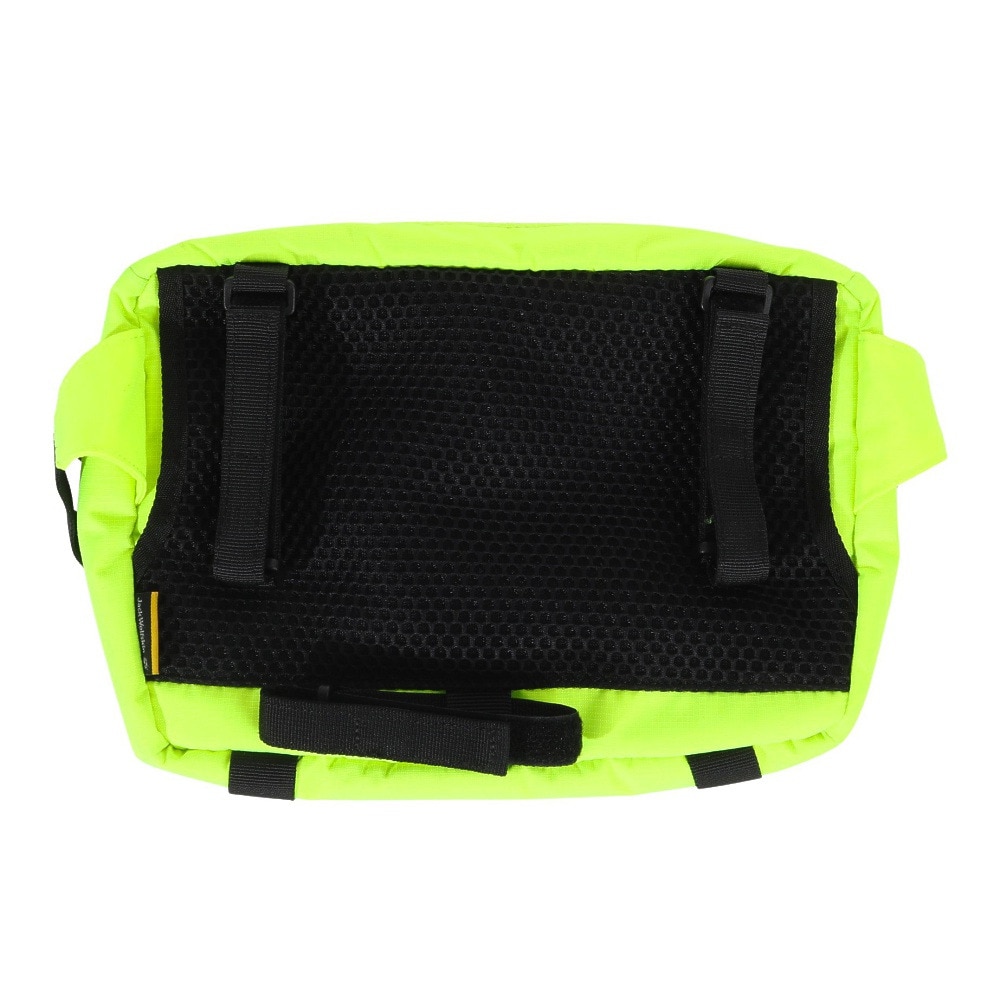ジャックウルフスキン（JackWolfskin）（メンズ、レディース）ポーチ バッグ 2WAY HANDLE BAG ハンドルバッグ 2010751ー3630 イエロー 4L