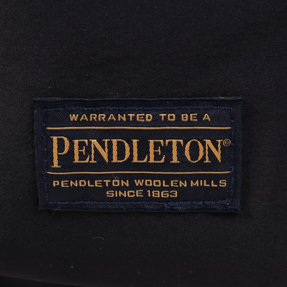ペンドルトン（PENDLETON）（メンズ、レディース）トレッキングバッグ BIG SHOULDER BAG PDT-000-241036 BLK