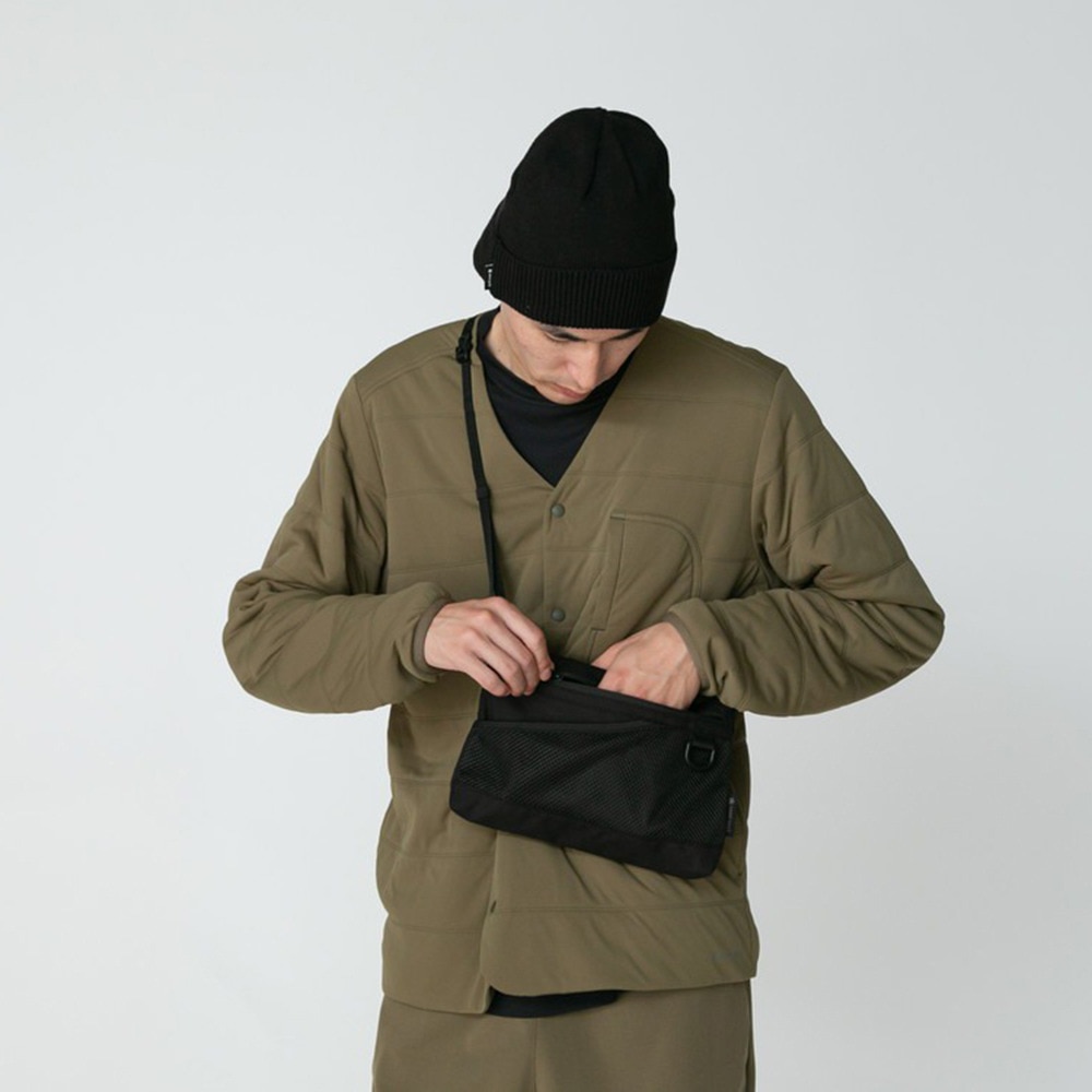 スノーピーク（snow peak）（メンズ、レディース）ショルダーバッグ スリングバッグ Everyday Use サコッシュ One AC-25SU405BK ブラック 2L 撥水