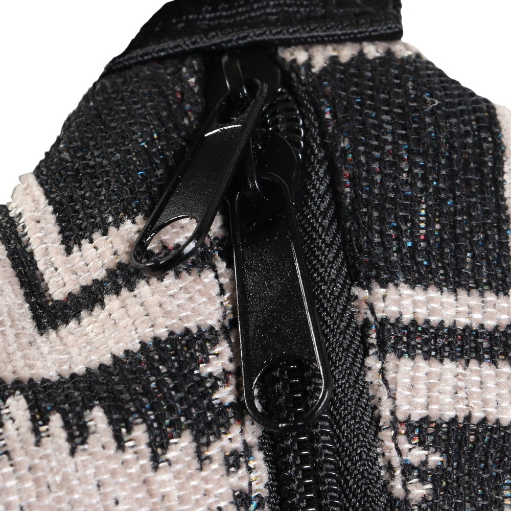 ペンドルトン（PENDLETON）（メンズ、レディース）トレッキングバッグ ゴブランボディバッグ PDT-000-251011 BLK